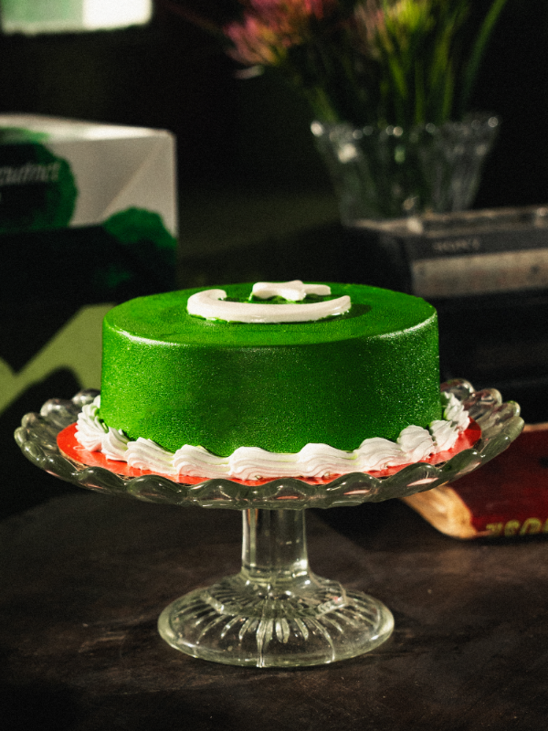 Azadi Cake Crescent 1 Lbs Chocolate