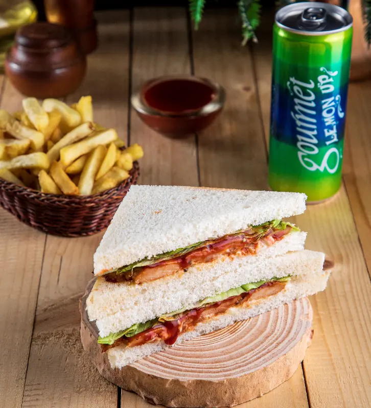Live Chicken Tikka Sandwich